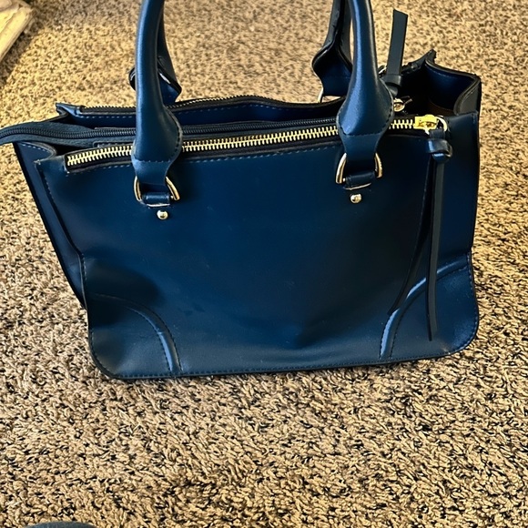 London Fog Blue Satchel Purse w/Scarf EUC PURSE-SALE was $60 p1 - Picture 3 of 8